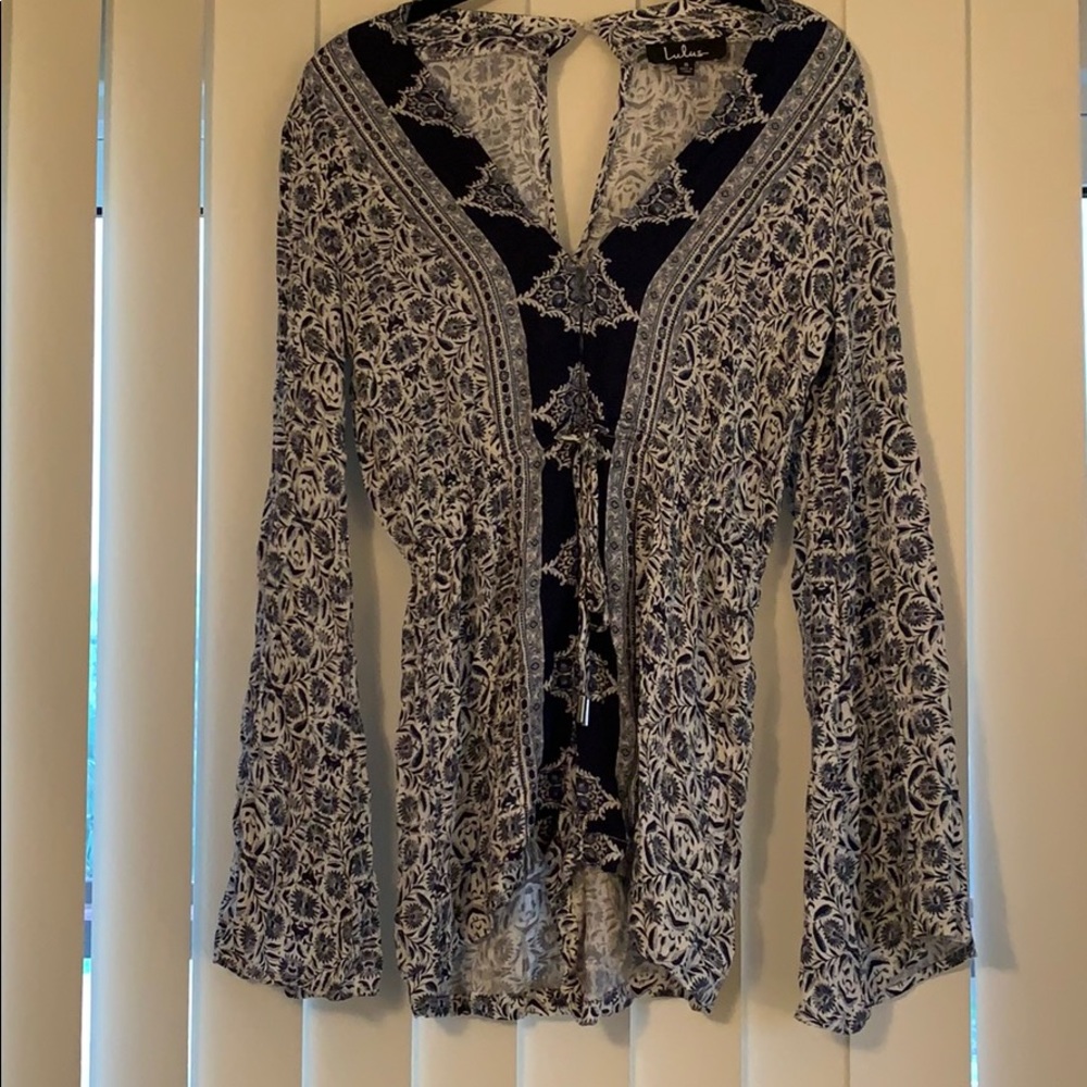 Lulus Long Sleeved Romper. Blue & White Paisley💙